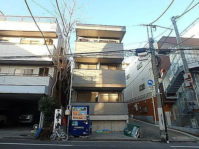 ホワイトヒルズの外観