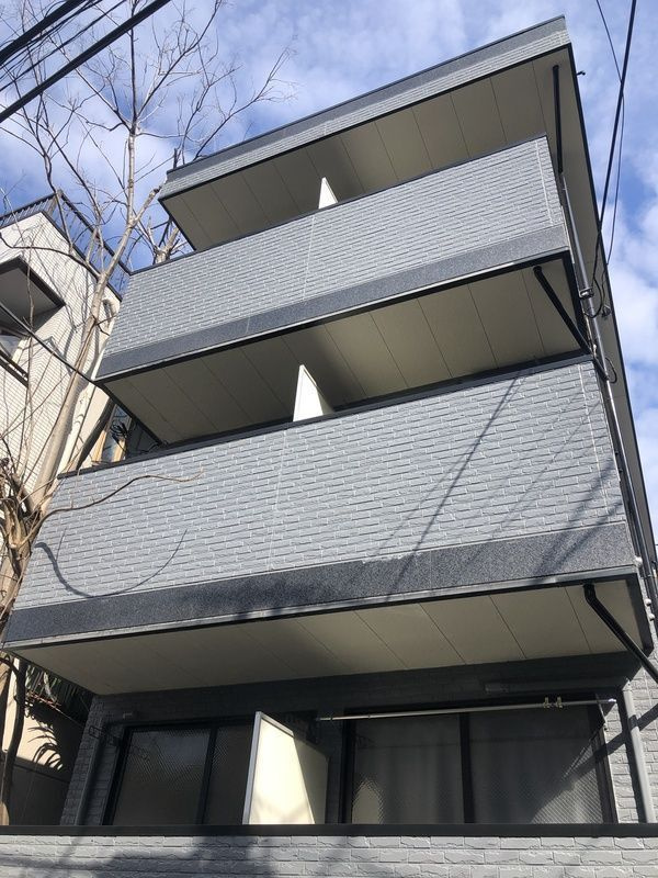 ホワイトヒルズの外観