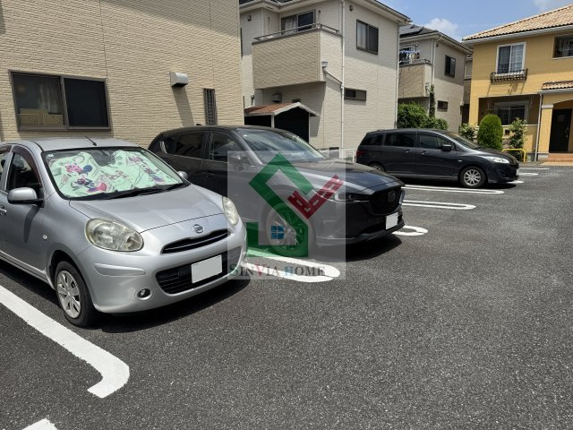プレッソ1の駐車場