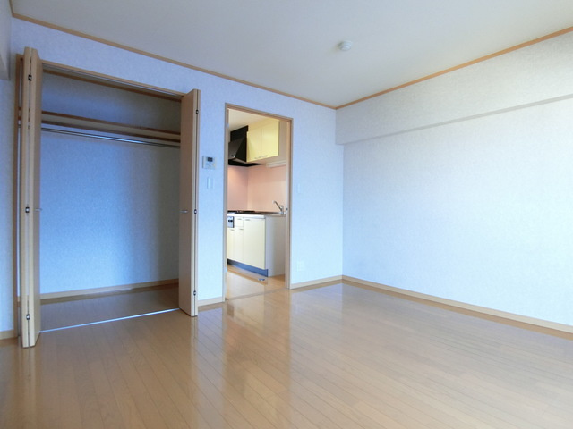Ｄｅｍｅｕｒｅ　ＭＴＲの居間・リビング
