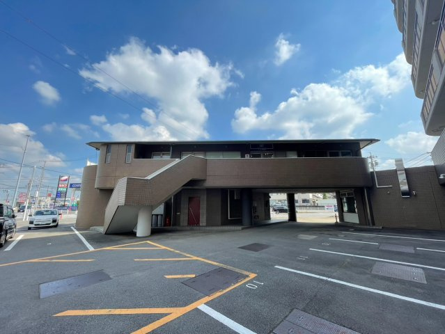 トリーハイツ西端