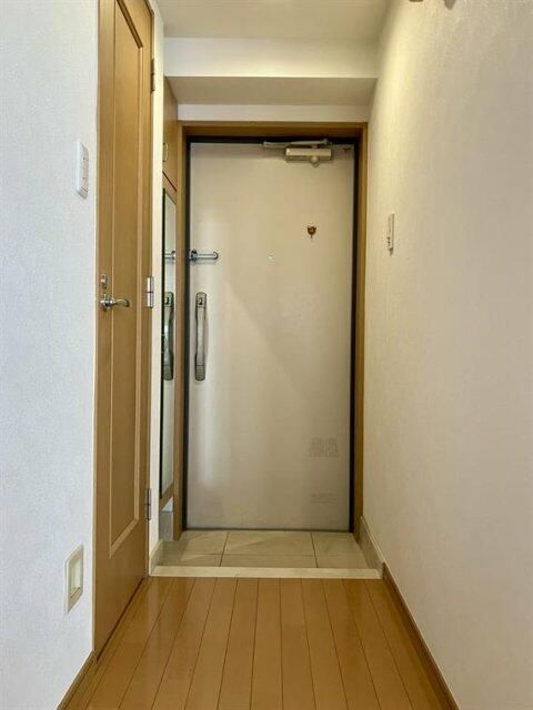 パレステュディオ神楽坂の玄関