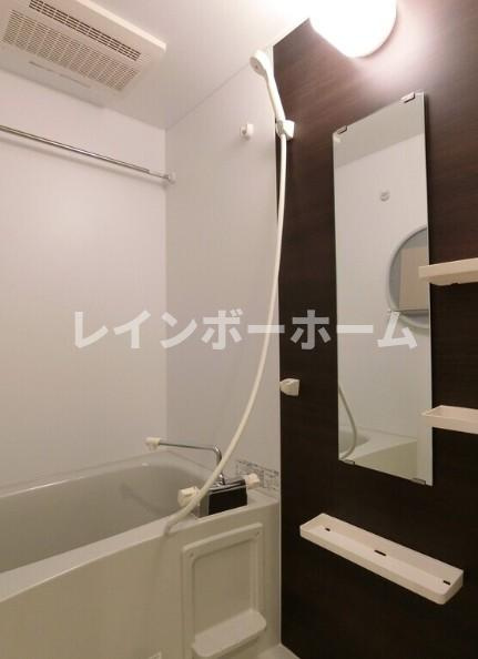 リブリ・まちやの浴室