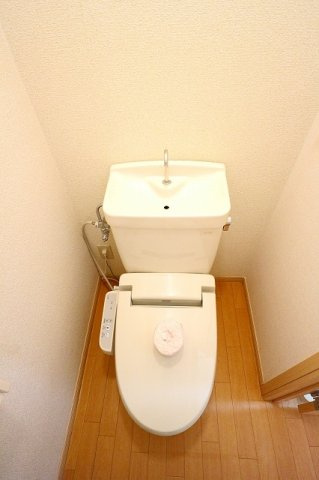 シャロームのトイレ|落ち着いたトイレです