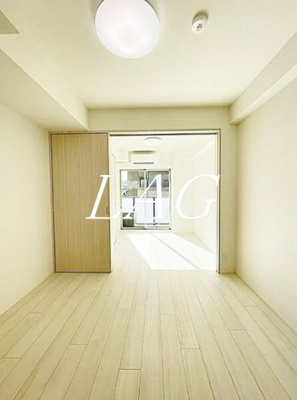 【居間・リビング】 | ガーラ・グランディ調布 | 洋室のお部屋です。
