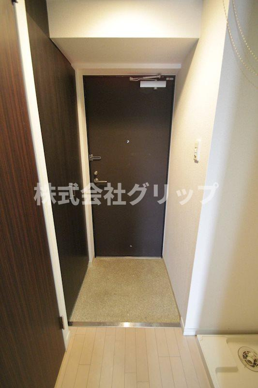 エステムプラザ横濱元町山手の玄関