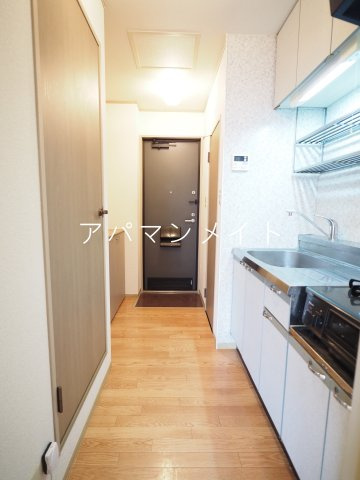 【その他】 | プレミール | お部屋から見た玄関です