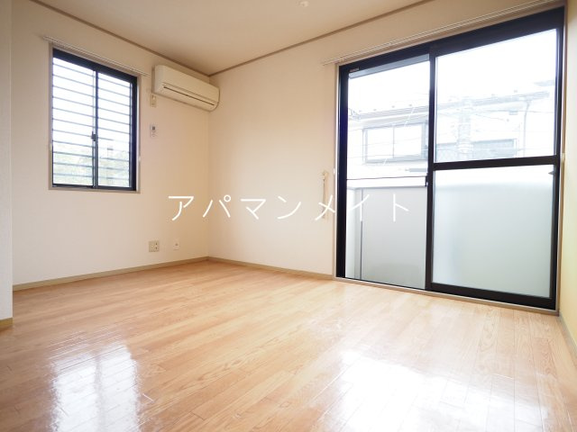 【居間・リビング】 | プレミール | ゆったり過ごせる居間です