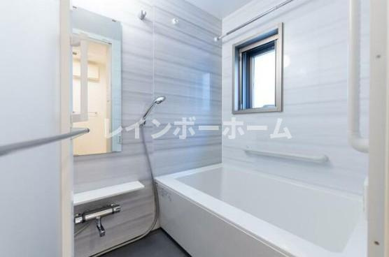 リビナ奥村ドゥーの浴室