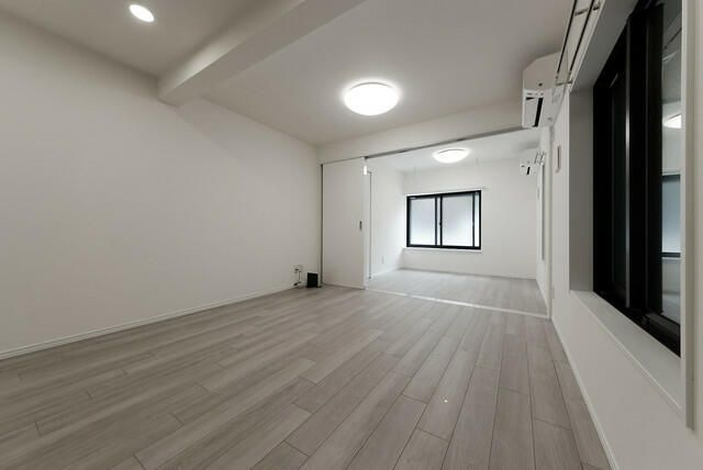 ｃｒｅａｌ高田馬場Ⅲの居間・リビング
