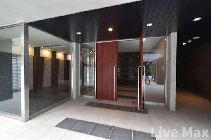 【エントランス】スワンズシティ心斎橋アネーロ 