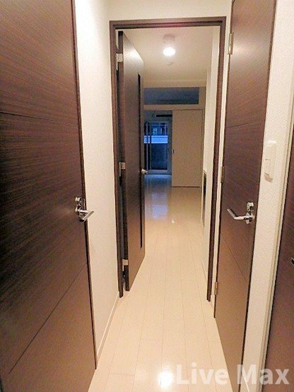 【玄関】スワンズシティ心斎橋アネーロ