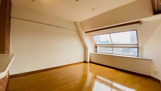 【居間・リビング】 | ロワール鶴見中央