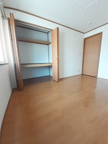 クレストール花の木Ｂの収納