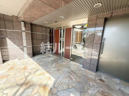 北区田端１丁目の賃貸マンションのエントランス