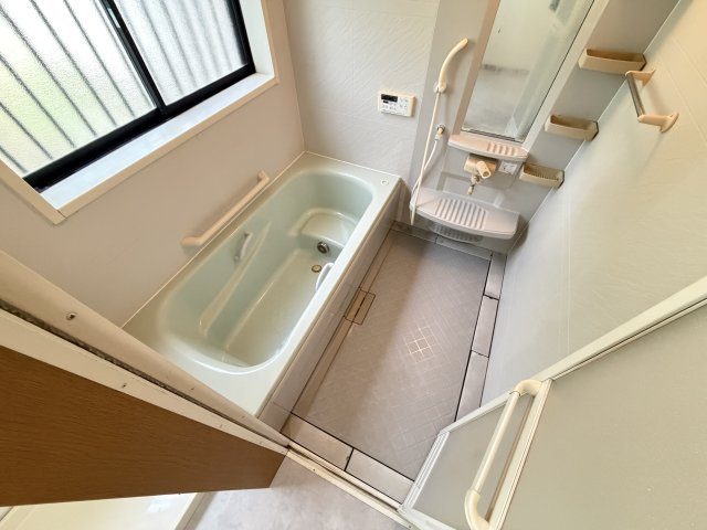 八街市八街字松林い貸家の浴室