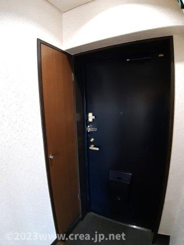 クレストみずほ台の玄関