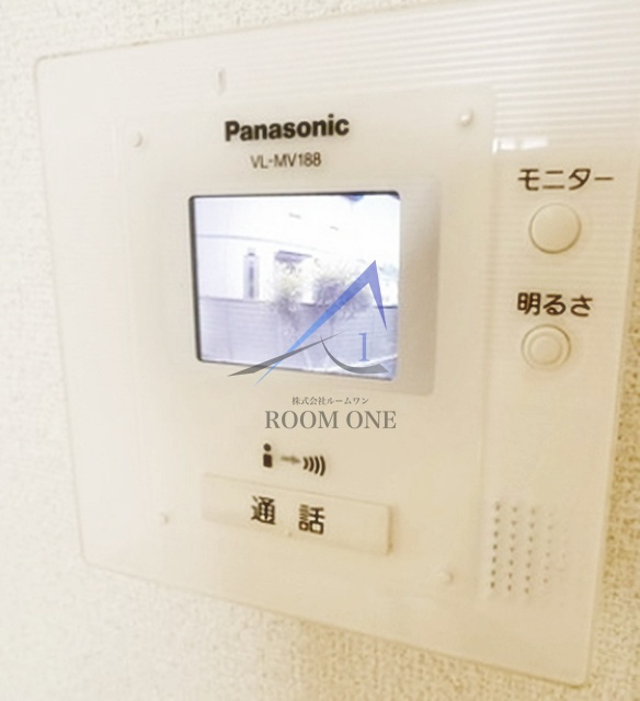 パリオのセキュリティ|モニター付きインターホンです。