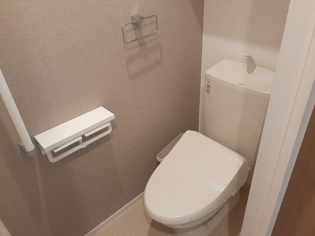 メゾン　ド　モア　小諸Ａのトイレ