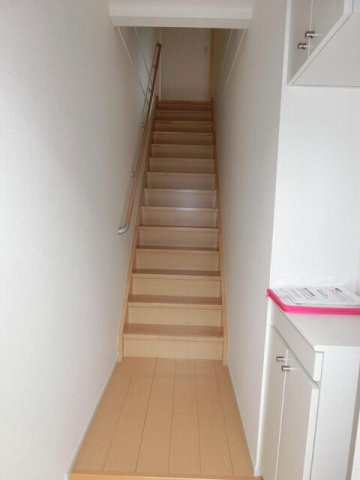 ルミノッサの玄関