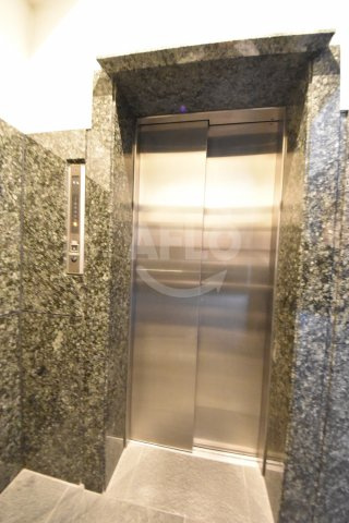 フラッツ志香　堀江小学校の設備|フラッツ志香　エレベーター