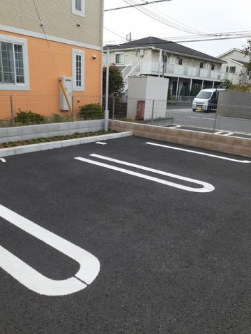 ディーセントⅠの駐車場