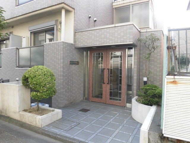 ドルフ中馬込 のエントランス