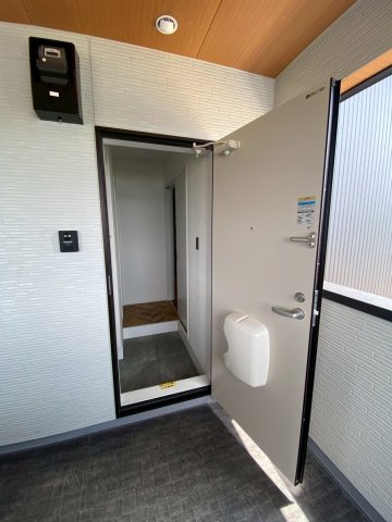 Airis Residenceの玄関