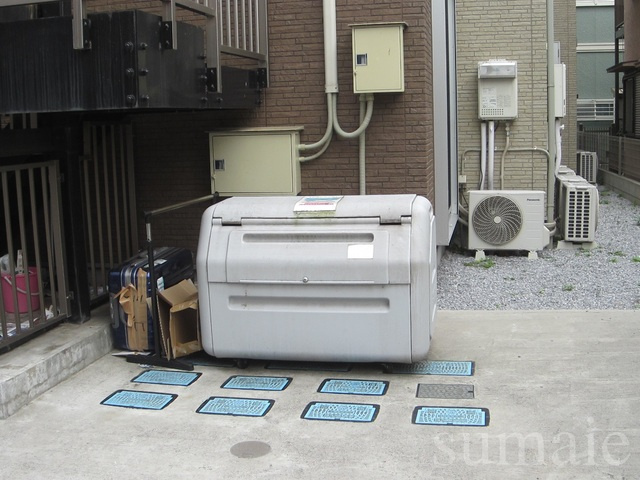 ドミール十条のその他共用部分|敷地内ごみ置き場あります！