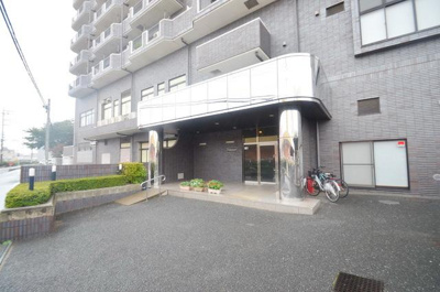 【エントランス】 | ピジョン田園 | エントランスです