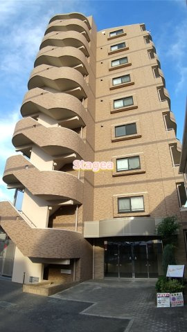 さいたま市浦和区上木崎１丁目の賃貸マンションの外観