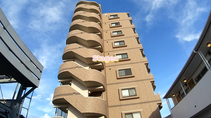 さいたま市浦和区上木崎１丁目の賃貸マンションの外観