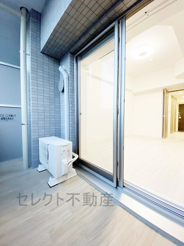 プレサンス　ジェネ　新栄町駅前　葵のバルコニー