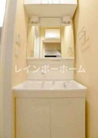 Ms オレンジハウスの独立洗面台