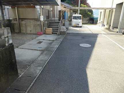 安佐北区可部5丁目戸建オーナーチェンジの前面道路含む現地写真