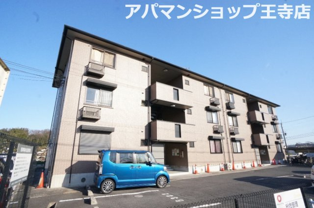 ロイヤルガーデン上牧Ｂ