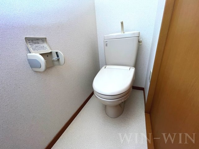 リバーウエスト 弐番館のトイレ|イメージ（同建物内別部屋の写真です）