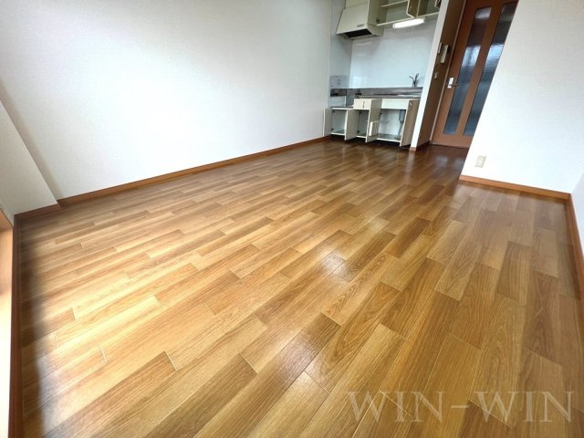 リバーウエスト 弐番館の居間・リビング|イメージ（同建物内別部屋の写真です）