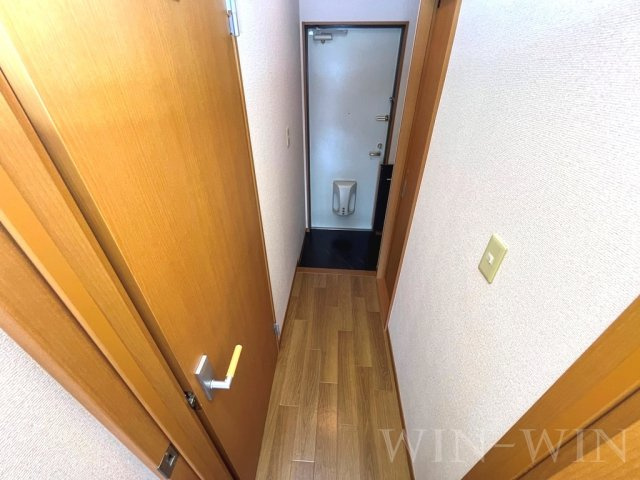 リバーウエスト 弐番館の玄関|イメージ（同建物内別部屋の写真です）