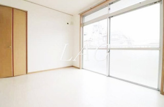 【居間・リビング】 | エントピアハウス | 洋室のお部屋です。