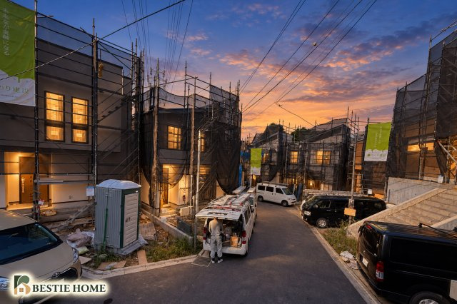 ●戸塚駅　新築戸建の前面道路含む現地写真