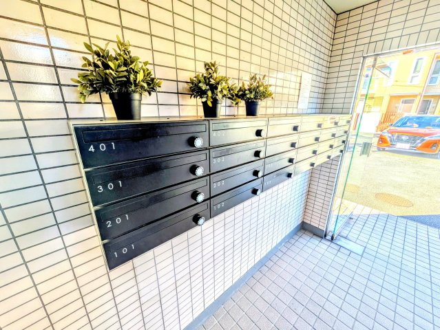 ベルナス上大岡のロビー
