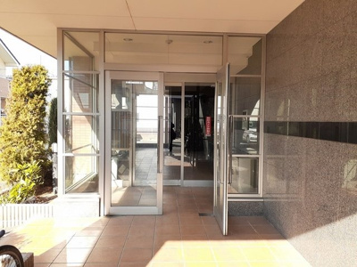 【エントランス】 | サニーグレイス