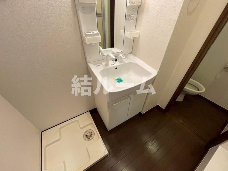 豊島区池袋本町２丁目のアパートの洗面所