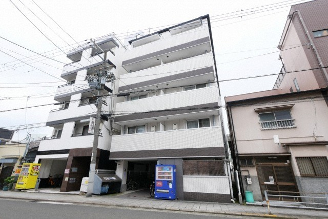 グランパシフィック今里の外観