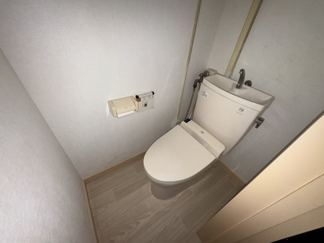 -三丁目不動産-　熊谷コーポビアネーズのトイレ