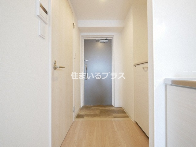 レオンヴァリエ都島北通の玄関