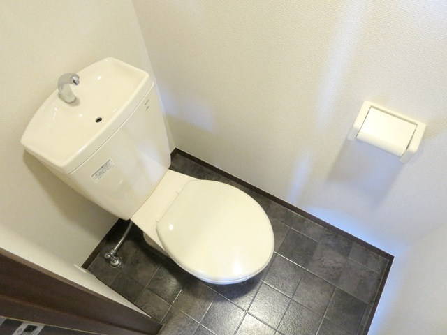 ジラソーレのトイレ|スタイリッシュなデザインのトイレスペース☆