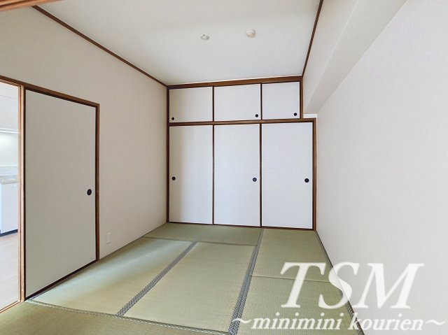 朝日プラザ寝屋川の和室