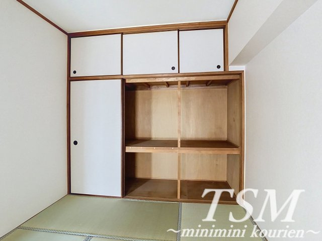 朝日プラザ寝屋川の収納